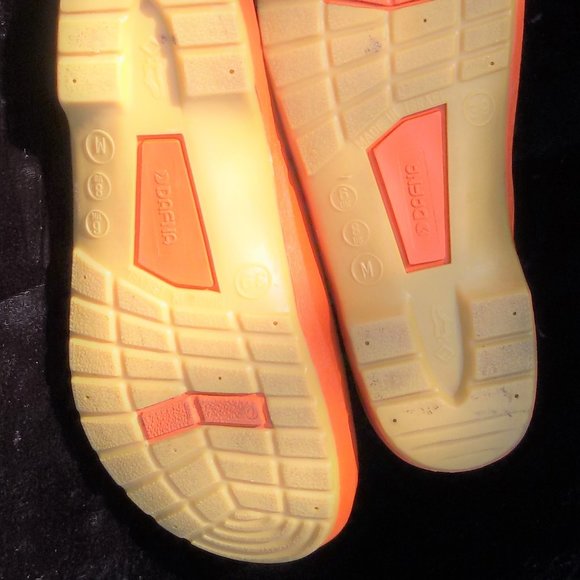 Orange sabot slides US 8 Euro 39 UK 6 - Picture 9 of 10